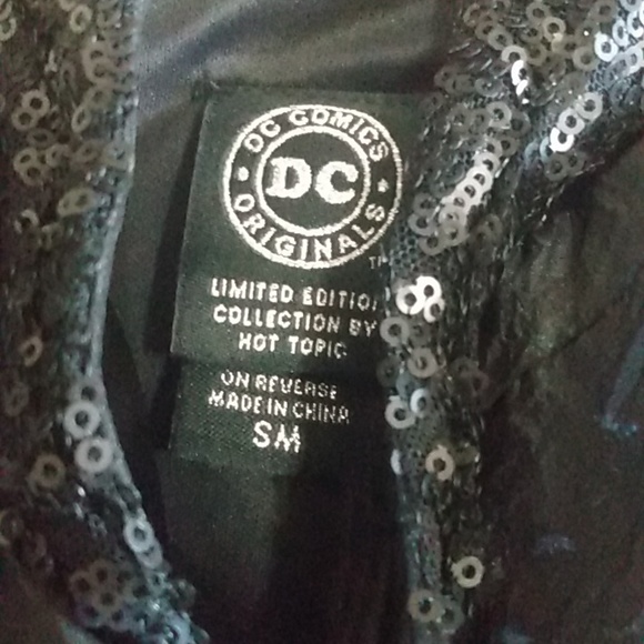 New Never Worn Batman Formal Dress DC Comics Hot Topic Limited Edition - Picture 2 of 4